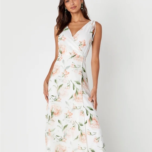 🌼Sale🌼 Lulus Romantic Possibilities White Floral Print Maxi Dress - Picture 1 of 13
